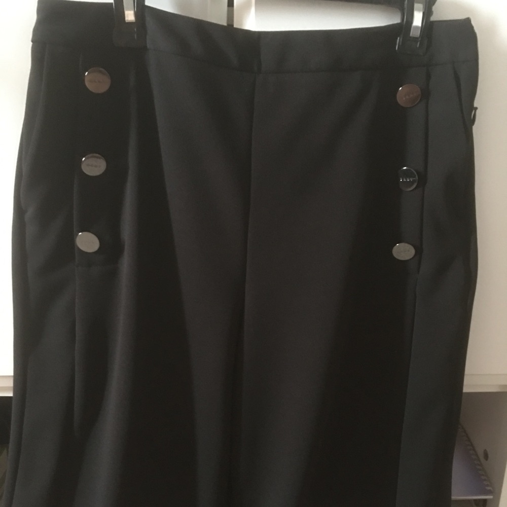 DKNY dress pant Black w DKNY silver buttons